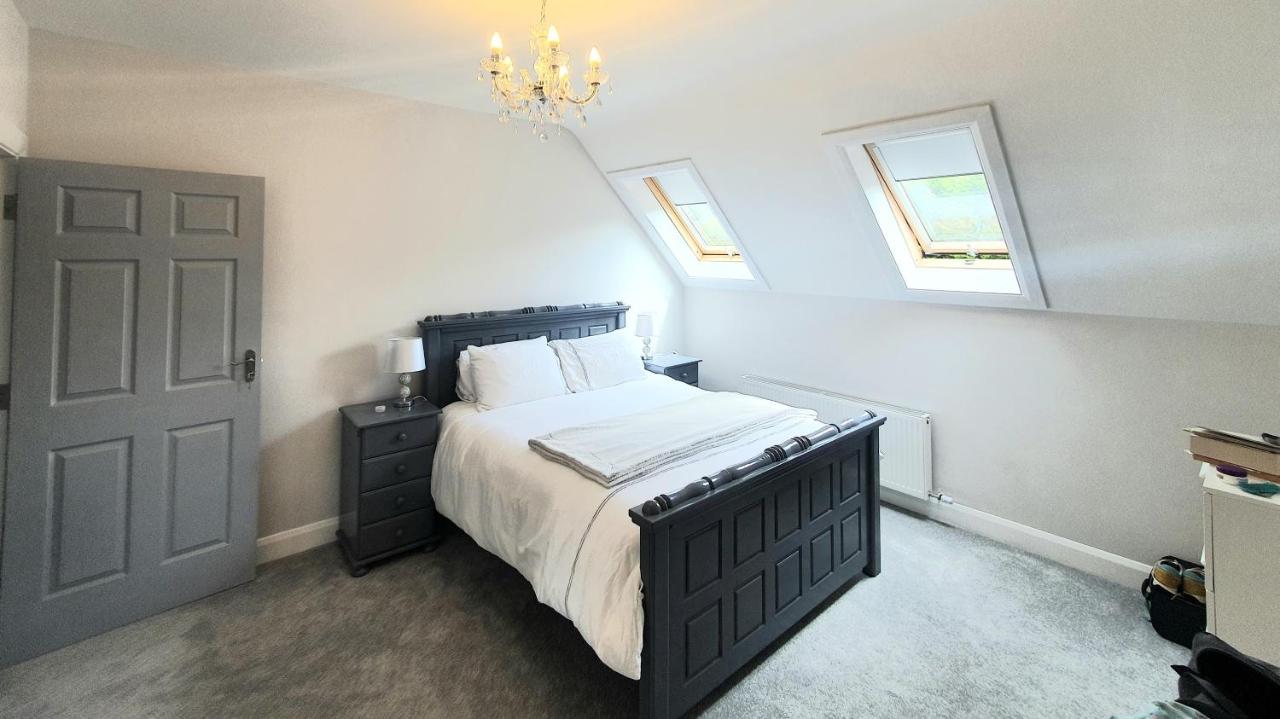 N0 2 Greystones Clock Tower Lodge Leap Экстерьер фото